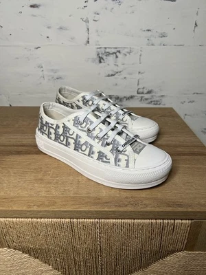 Size 8 - Dior Walk'n'Dior Blue - KCK255CE_C56B - Image 1 of 4