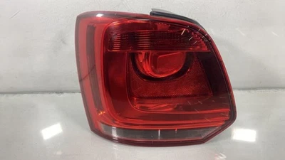 Feu arriere principal gauche (feux) VOLKSWAGEN POLO 5 PHASE 1 6R0945095AH - Photo 1/4