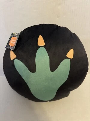 Travesseiro Dino Kids com estampa de pé de dinossauro 12” macio e novo com etiquetas - Imagem 1 de 4