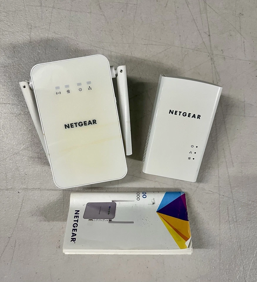 NETGEAR Powerline Adapter-Wireless Access Point Kit, 1000 Mbps (PLW1000-100NAS) - Image 1 of 2
