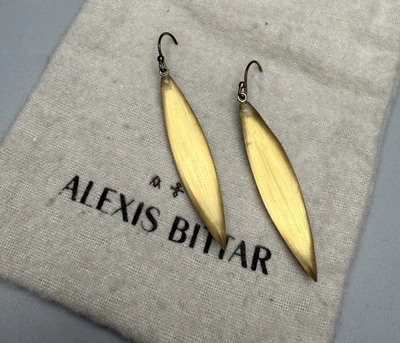 Alexis Bittar 100% Authentic Golden Lucite Spear Earrings 2.375” x .375” VTG - Image 1 of 4