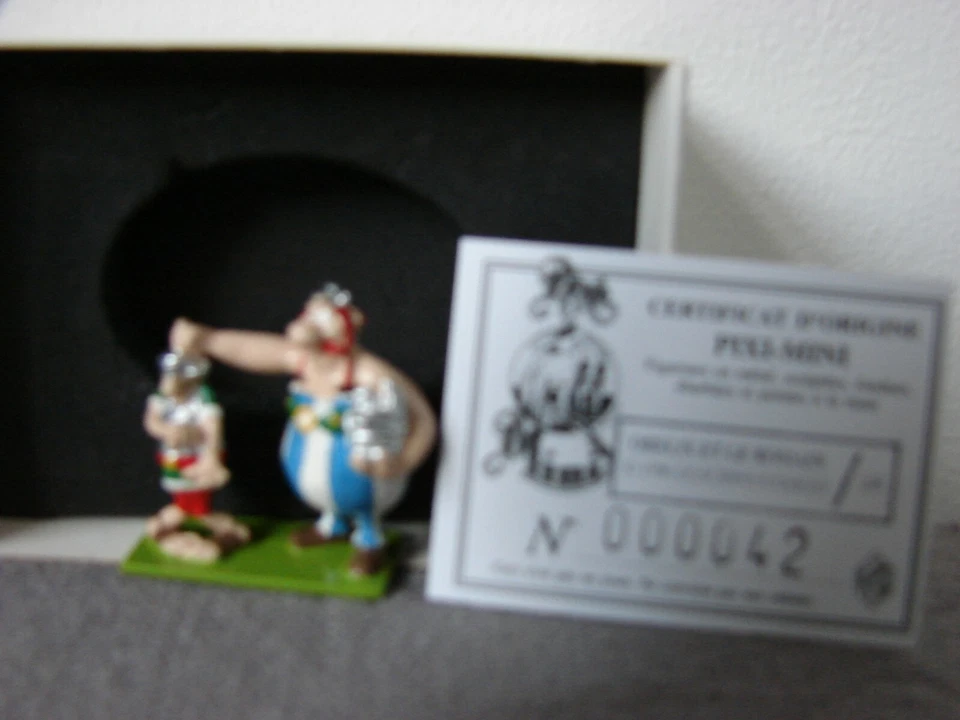 UDERZO PIXI OBELIX ET LE ROMAIN ANNEE 1998 REF 165 - Bild 1 von 1