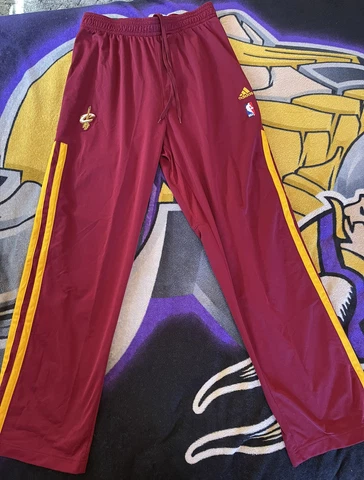 Adidas Cleveland Cavaliers Men’s Red Tear Away Warm Up Shooting Pants XL2 Cover