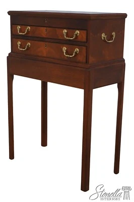 L68690:BAKER Colonial Williamsburg 系列桃花心木银色胸部 — 第 1/4 张图片