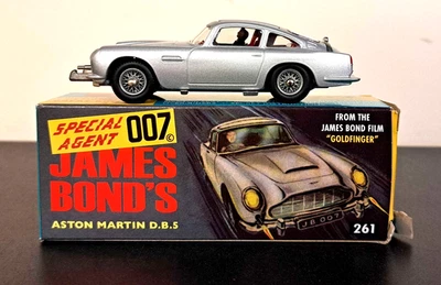 CORGI JAMES BOND ASTON MARTIN DB5 SILVER RT26101S - TORN BOX - Image 1 of 2