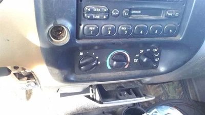 Control de temperatura delantero 4 puertas compatible con 98-01 EXPLORER 31517897 Foto 1 de 4