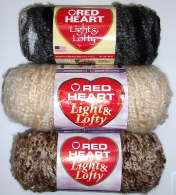 Red Heart Yarn - Light & Lofty,笨重 6,4.5 盎司,夜线(按骨架出售) — 第 1/4 张图片