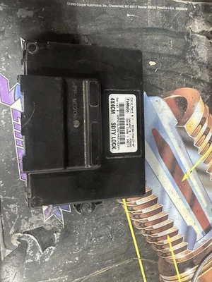 2011-2014 Ford F-250 Electronic 4X4 4WD Transfer Case Control Module ComputerOEM - Image 1 of 4