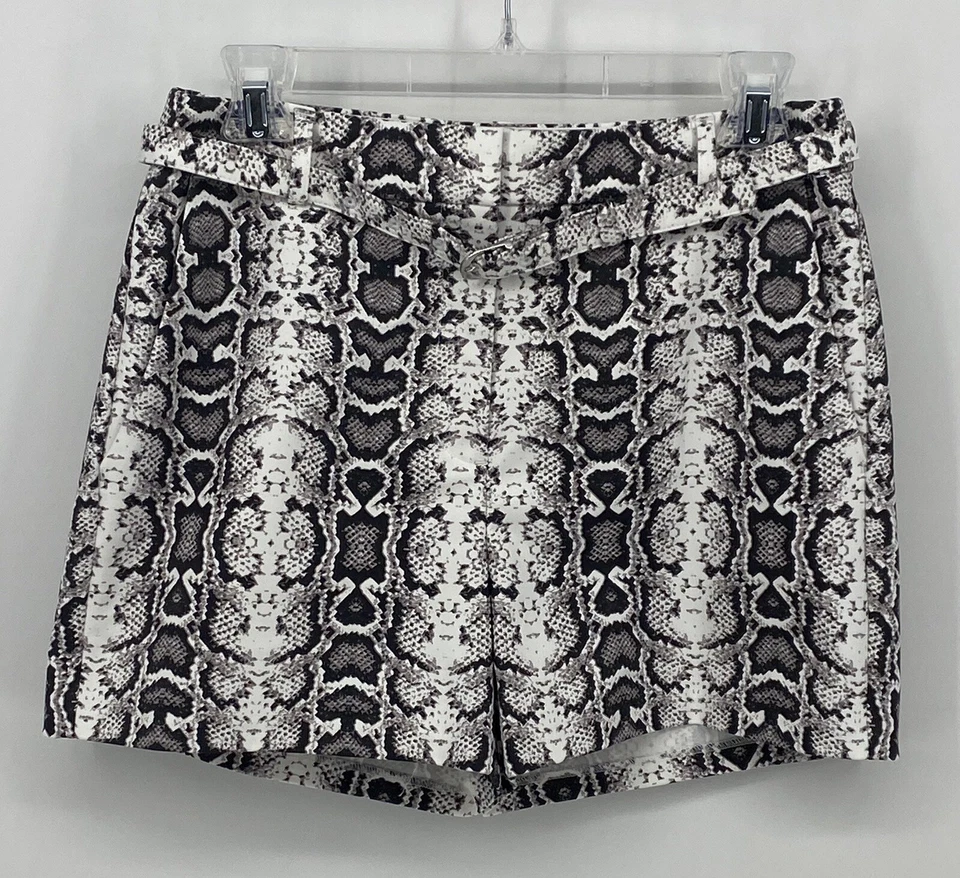 Pantalones Cortos Mujer Express Usados Talla 6 Estampado Serpiente, Cinturón y Bolsillos Foto 1 de 4
