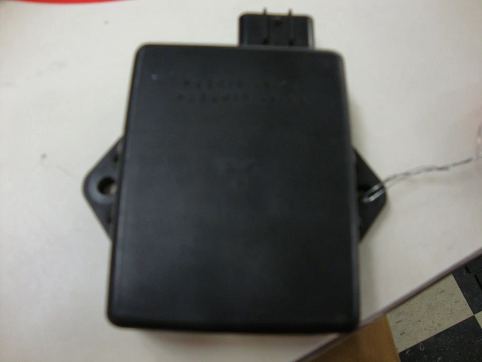 Yamaha VMAX 500 LE VX500E 1994 OEM CDI ECU ECM COMPUTADOR 8AB-85540-00-00 Foto 1 de 1