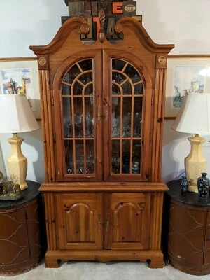 Усадебный домик сосновый французский деревенский чиппендейл стеклянный фарфоровый шкаф-муфта - Изображение 1 из 4