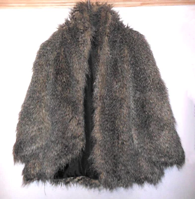 Cynthia Rowley Grey Faux Fur Capelet Cape BNWOT - Image 1 of 4