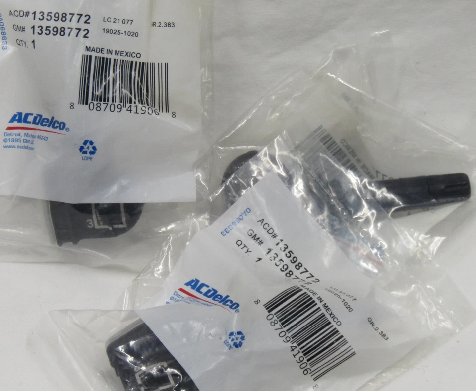 3 ~ OEM #13598772 GM Tire Pressure Monitoring System Sensor ~ Chevy GMC Buick - Bild 1 von 1