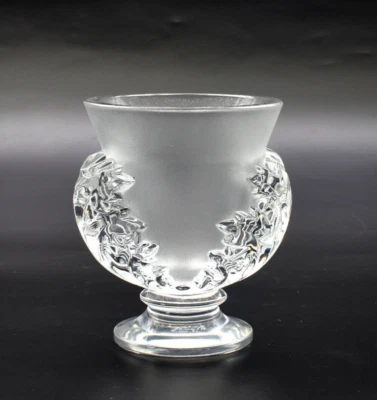 Lalique France vase cristal Saint Cloud décor floral acanthe French Lalique Vase - Photo 1/4