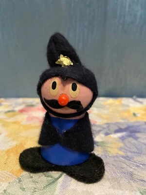 VINTAGE WOODEN English Bobby 3.25” Unmarked Troll - Изображение 1 из 2