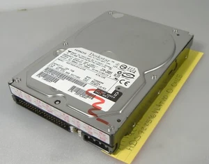 DISCO DURO DE ESCRITORIO HITACHI DeskStar HDS722516VLAT20 160 GB ATA 3,5"" - Imagen 1 de 3