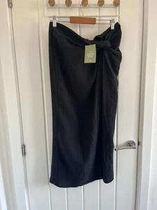 H&M black knot maxi skirt with slit. Size 16. BNWT - Picture 1 of 9