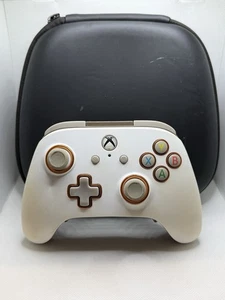 PowerA Fusion Pro Wired Controller For Xbox One In White - Missing Pieces - Picture 1 of 8
