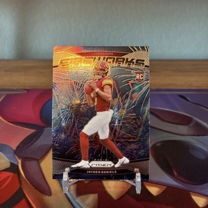2024 Panini Prizm - Fireworks Jayden Daniels #24 (RC) - Bild 1 von 2