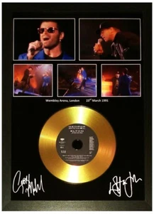 GEORGE MICHAEL- ELTON JOHN 'DON'T LET THE SUN..' SIGNED GOLD CD DISC MEMORABILIA - Bild 1 von 1