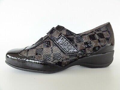 Chaussures Vernies Noires Neuves Marque Jmg Houcke Modèle Piau Taille 41 (pa) • 61.40€