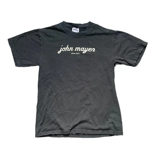 Camiseta De Colección Y2K John Mayer Since Para Hombre Pequeña Negra Deletreada Camiseta - Imagen 1 de 5