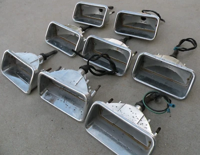 LINCOLN CONTINENTAL LEFT TURN SIGNAL PARKING LIGHT HOUSING 1961-1964 61-64 OEM - Image 1 of 4