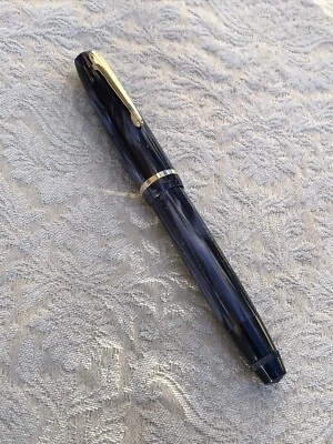 Beautiful Vintage 1950's Columbus Extra 92 Fountain Pen, Italy, Medium Nib - Image 1 of 4
