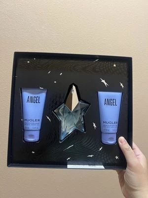 MUGLER ангел подарочный набор 3шт. Лосьон для тела и гель для душа 25 мл Refillable star 50 мл - Изображение 1 из 3