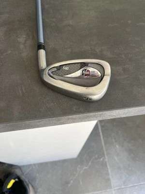 Wilson Staff Di5 9 Iron Ladies  - Image 1 of 4