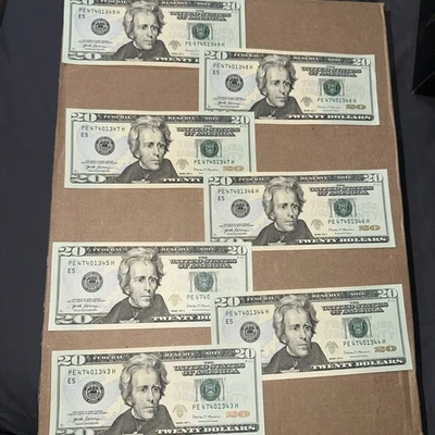 Lot of 7 consecutive 2007 $20 bills Uncirculated in great condition - Image 1 of 4