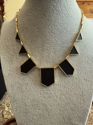 House of Harlow Firmado Cuero Negro Placa Dorada Azulejo Geométrico Babero Collar 20" Foto 1 de 3