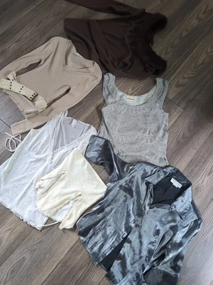 Y2K 复古 2000 年代衬衫 6 件装紧身胸衣,银色,唇膏,毛皮领  — 第 1/4 张图片