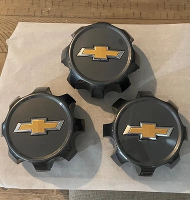 2023 Chevrolet Silverado 2500 HD 8 lug wheel caps - Image 1 of 3