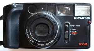 OLYMPUS QUICK SHOOTER ZOOM 35mm POINT AND SHOOT FILM CAMERA & NECK STRAP - Picture 1 of 5