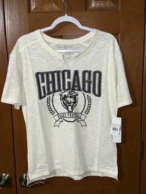 NWT Women’s Chicago Bears NFL Team Apparel Size S V-Neck Tee Shirt Ivory/Cream - Image 1 of 3