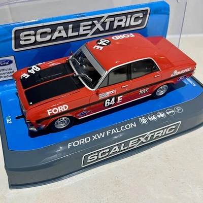 Scalextric Ford XW Falcon 1970 Bathurst C3872 - image 1 of 4