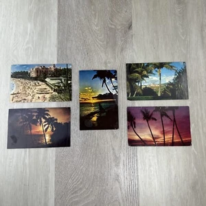 Lot of 5 - Vintage Hawaii Postcards Circa 1950s - Waikiki Tripler Army Hospital - Picture 1 of 17