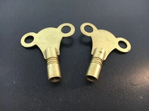 Clock Key Brass Swiss Size #13 or 5.50 mm. - Picture 1 of 4