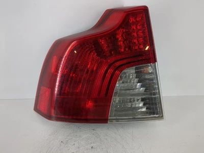 Luz trasera lateral izquierda conductor Volvo V40 OEM DIA5L Foto 1 de 4