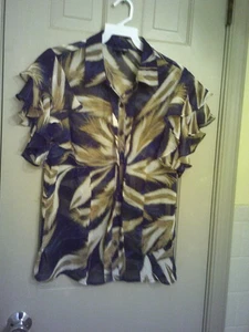 Ladies East 5th Brand Blouse, Size M. Ruffle sleeves, collar, button front. - Picture 1 of 1