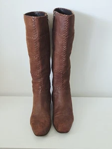 Botas de Colección Prada Para Mujer Autenicadas Cuero Marrón Texturizado Cuerda Cosidas Talla 39 - Imagen 1 de 18