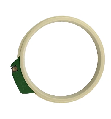 Clover Plastic Embroidery Stitching Hoop 7 Inch Japan Round Screw Closure 18cm - Image 1 of 4
