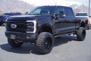 2025 Ford F-350 PLATINUM TREMOR - Picture 1 of 40