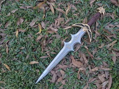 Espada pequeña de espuma de poliuretano Foto 1 de 4