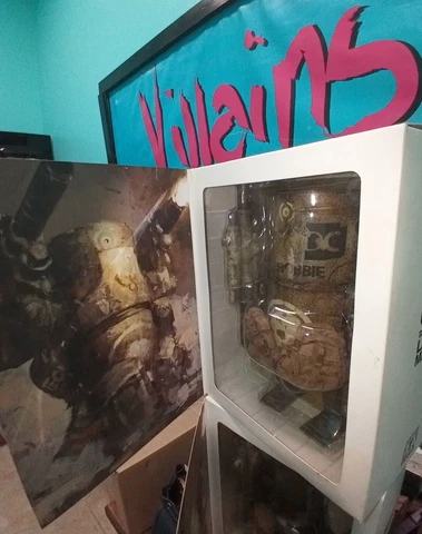 World of War robots large Martin Cover