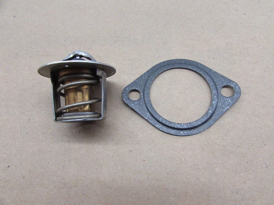 KUBOTA THERMOSTAT W/ GASKET WG600 WG750 PART # 16851-73270 & 15531-73014