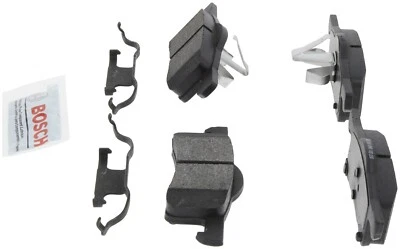 Pastillas de freno semimetálicas Bosch con herrajes traseras para Ford Expedition 2003-2006 Foto 1 de 4