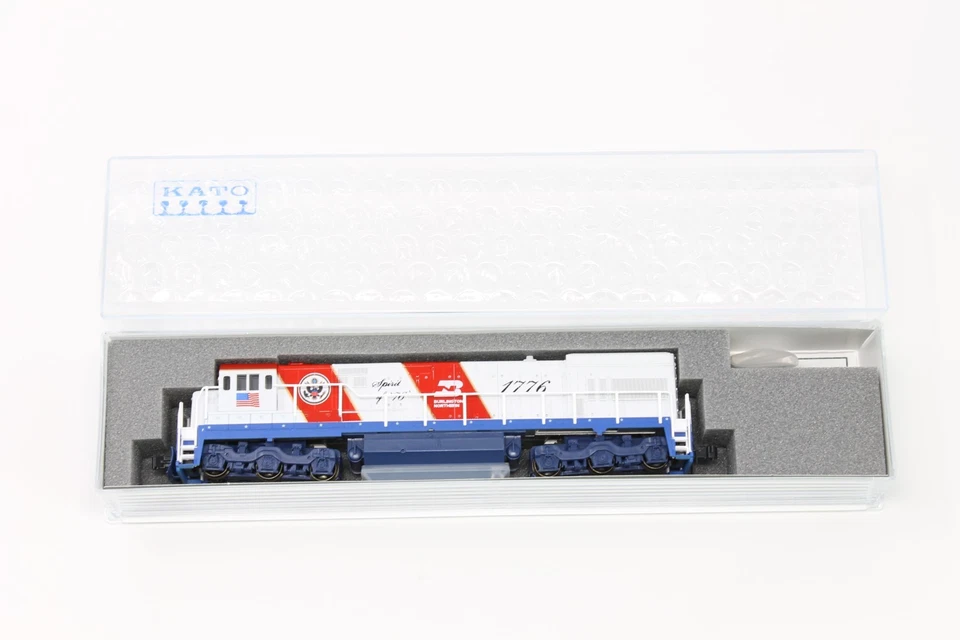 N Scale Lowell Smith American Freedom Train Kato U30C Diesel Locomotive #1776 - Image 1 of 3
