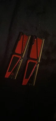 T-FORCE 16GB (2x8GB) DDR4 3200MHz Desktop Gaming Memory TLZRD48G3200HC16FBK - Image 1 of 3